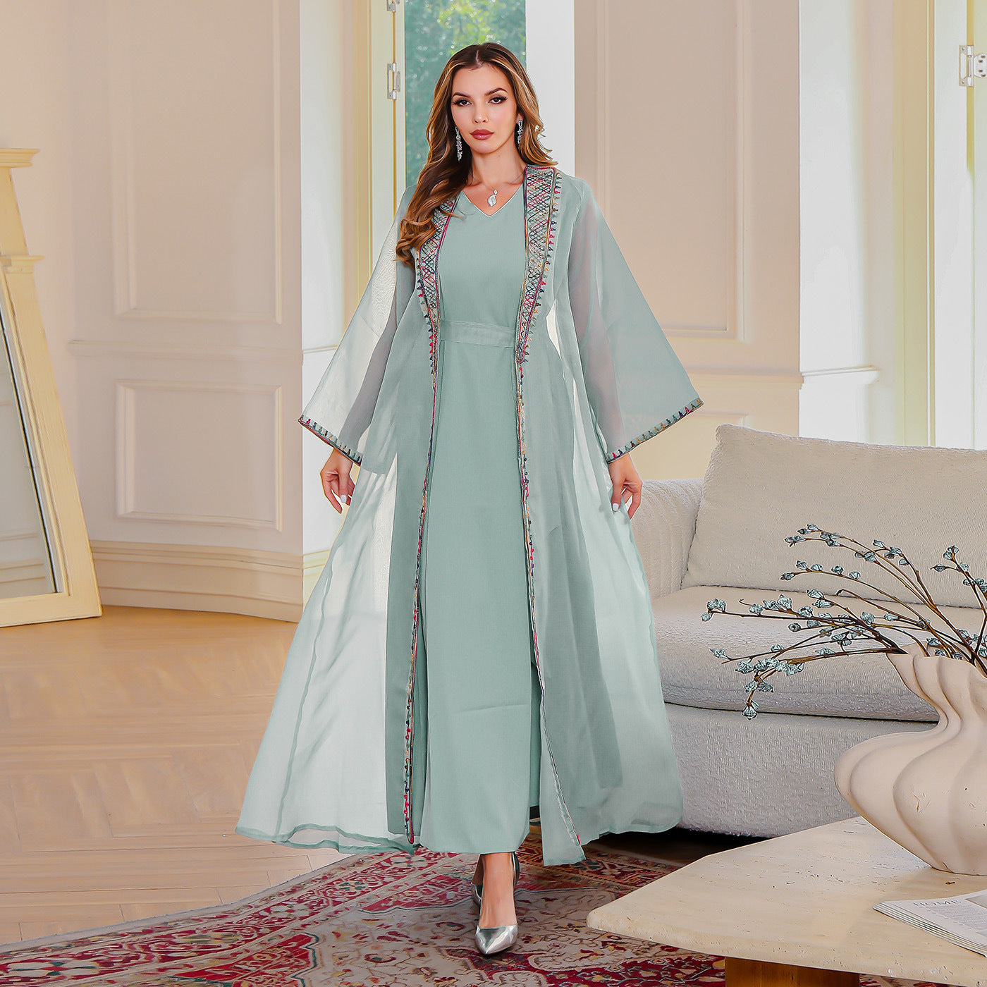 Muslim elegant two-piece dress, Middle Eastern embroidered mesh long group abaya women's robe wholesale