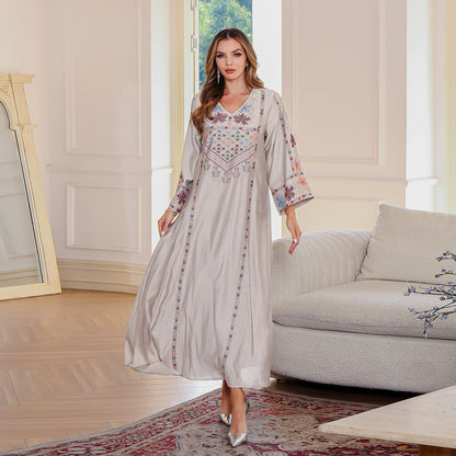 Muslim elegant dress Middle Eastern women's clothes abaya embroidered robe Dubai women's wholesale