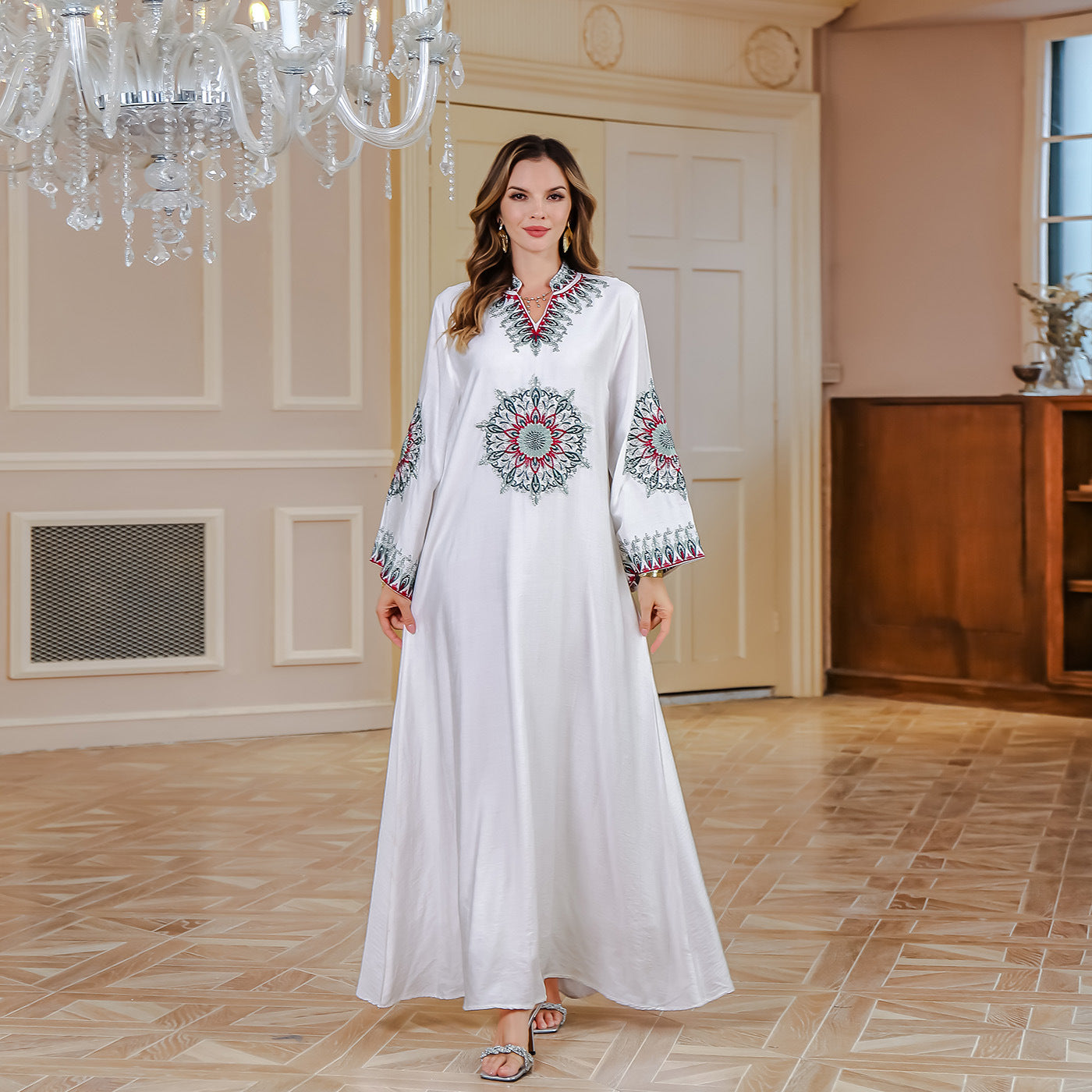 2025 cross-border new product Muslim robe Middle East Dubai embroidered women's dress new light luxury evening dress 